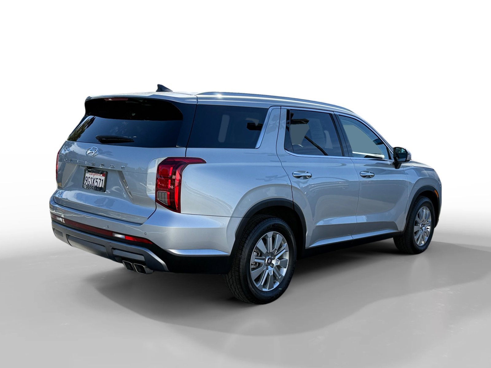 Used 2023 Typhoon Silver HYUNDAI SEL image 5