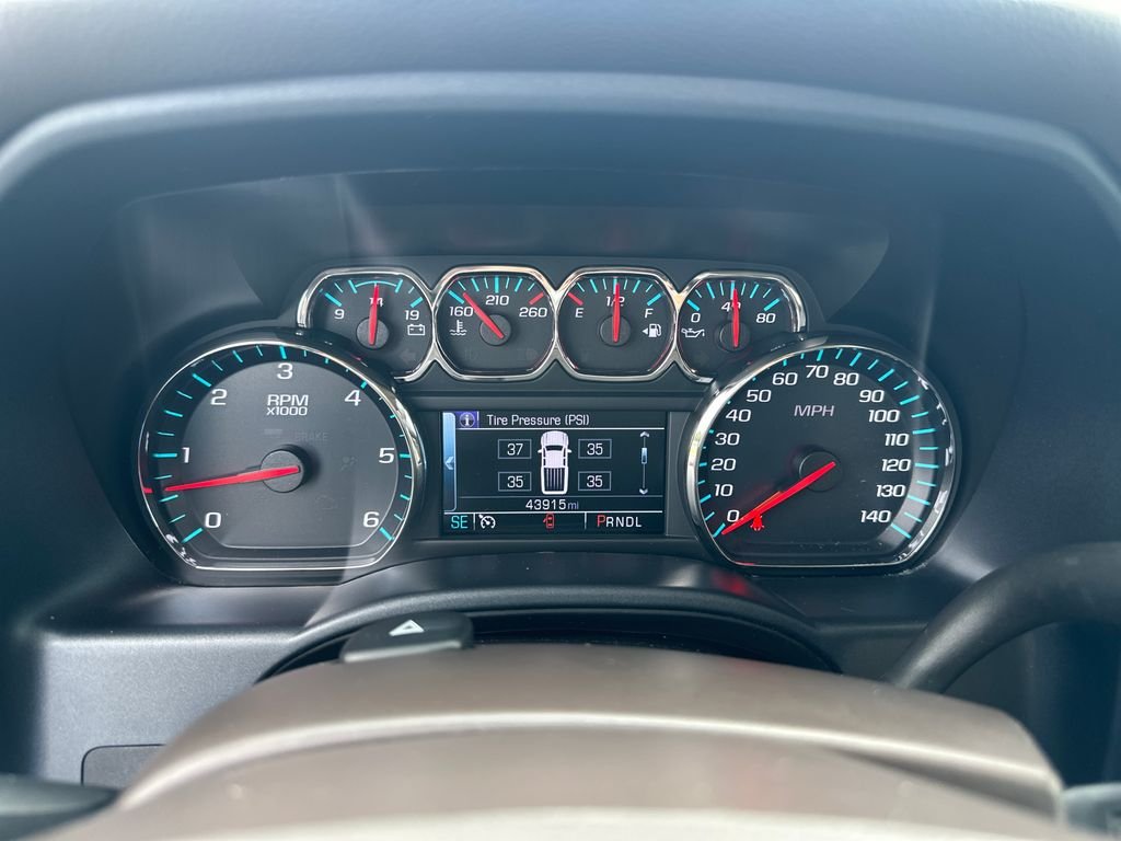 Used 2018 White GMC SLT image 18