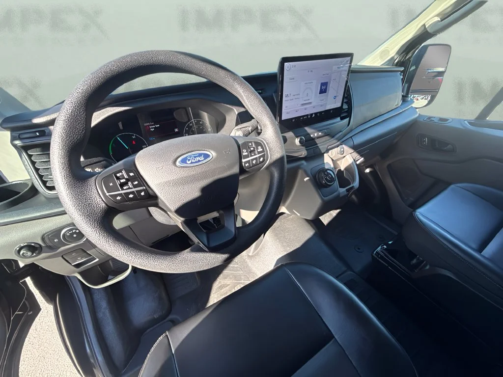 Used 2022 Black Ford Base image 10