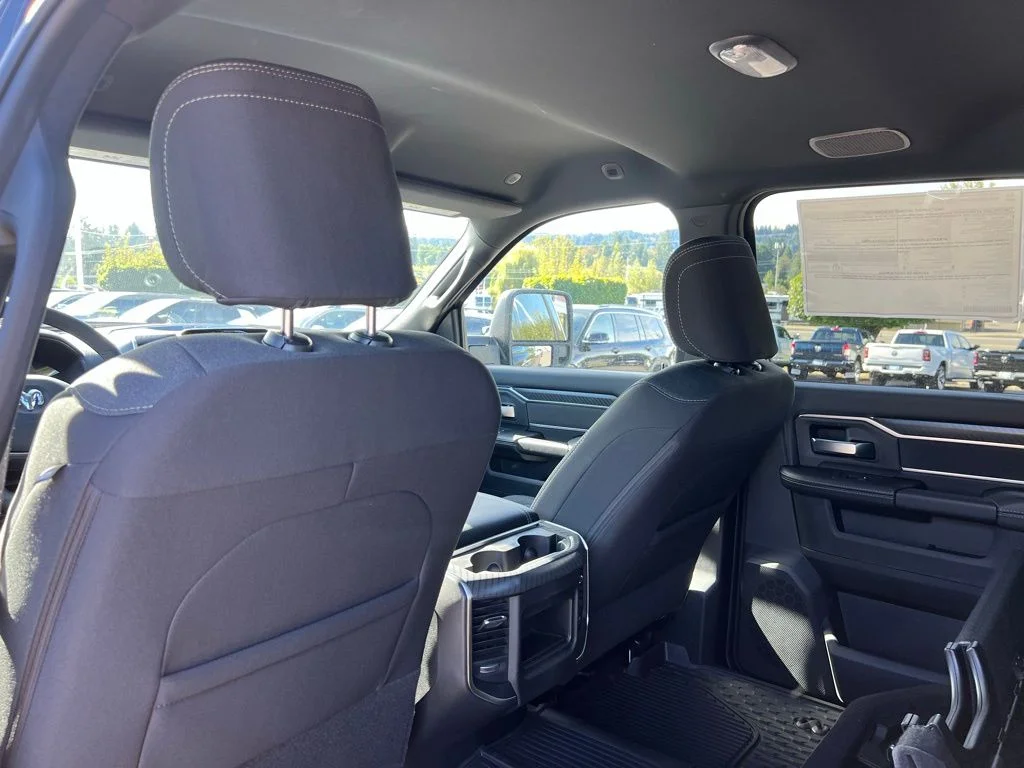 2026 RAM 3500 Big Horn - Photo 29