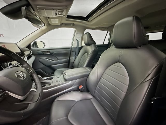 2023 Toyota Highlander XLE - Photo 21