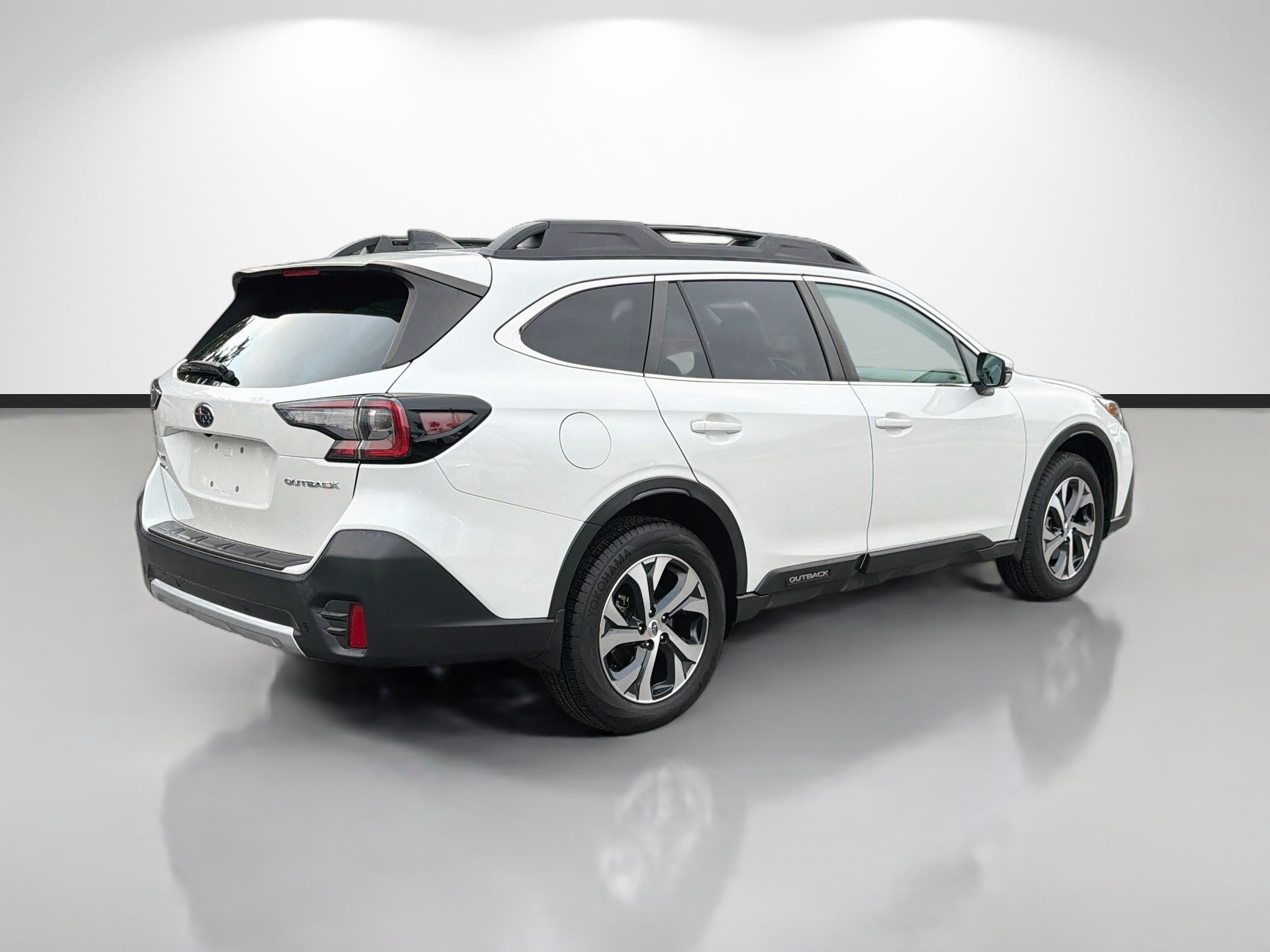 Used 2020 Crystal White Pearl Subaru Limited image 3