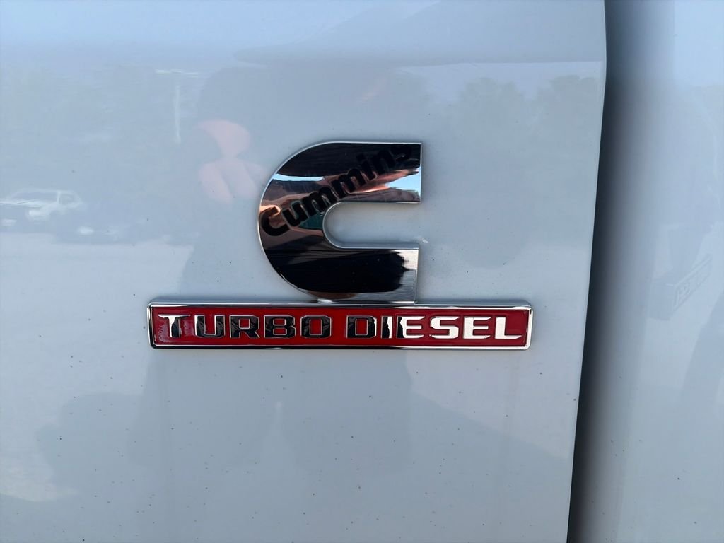 Used 2024 White Ram Big Horn image 35
