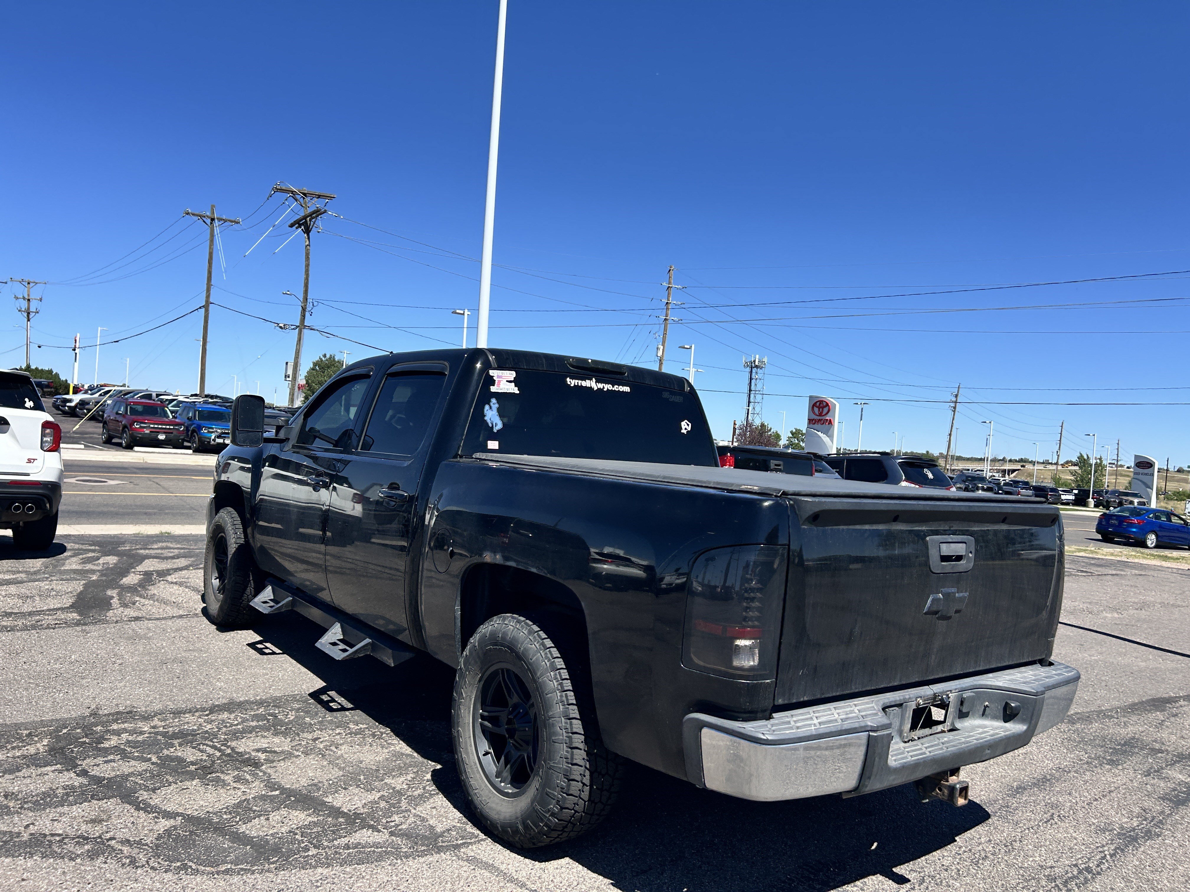 Used 2013 Black Chevrolet LT image 3