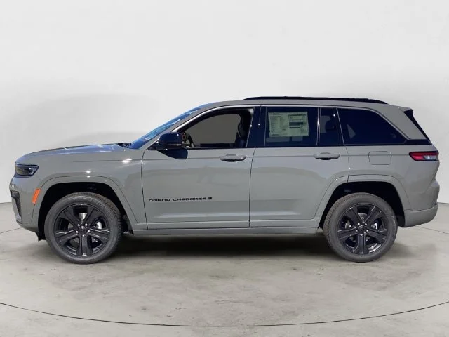 New 2027 Gray Jeep LIMITED RESERVE 4X4 image 2