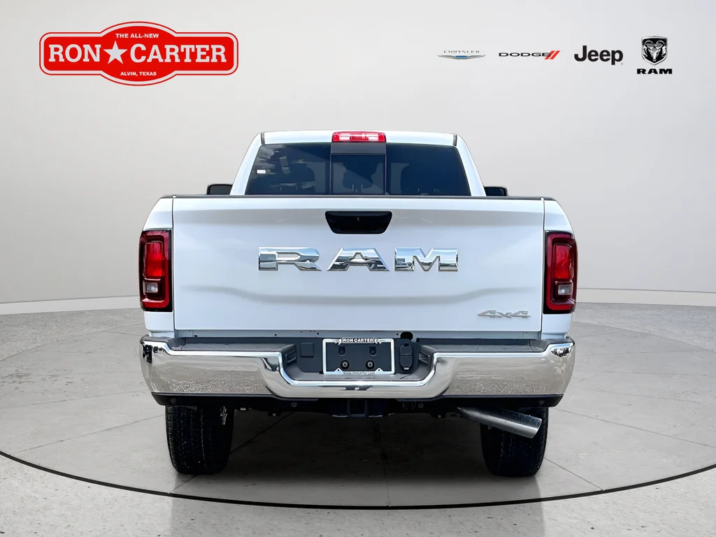 New 2026 Bright White Clearcoat RAM Tradesman image 4