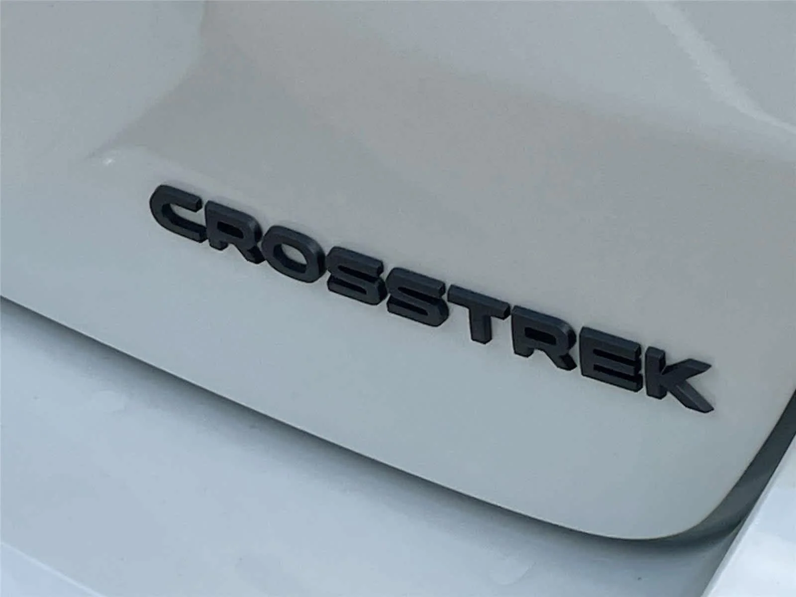 New 2026 CRYSTAL WHITE PEARL Subaru Limited image 10