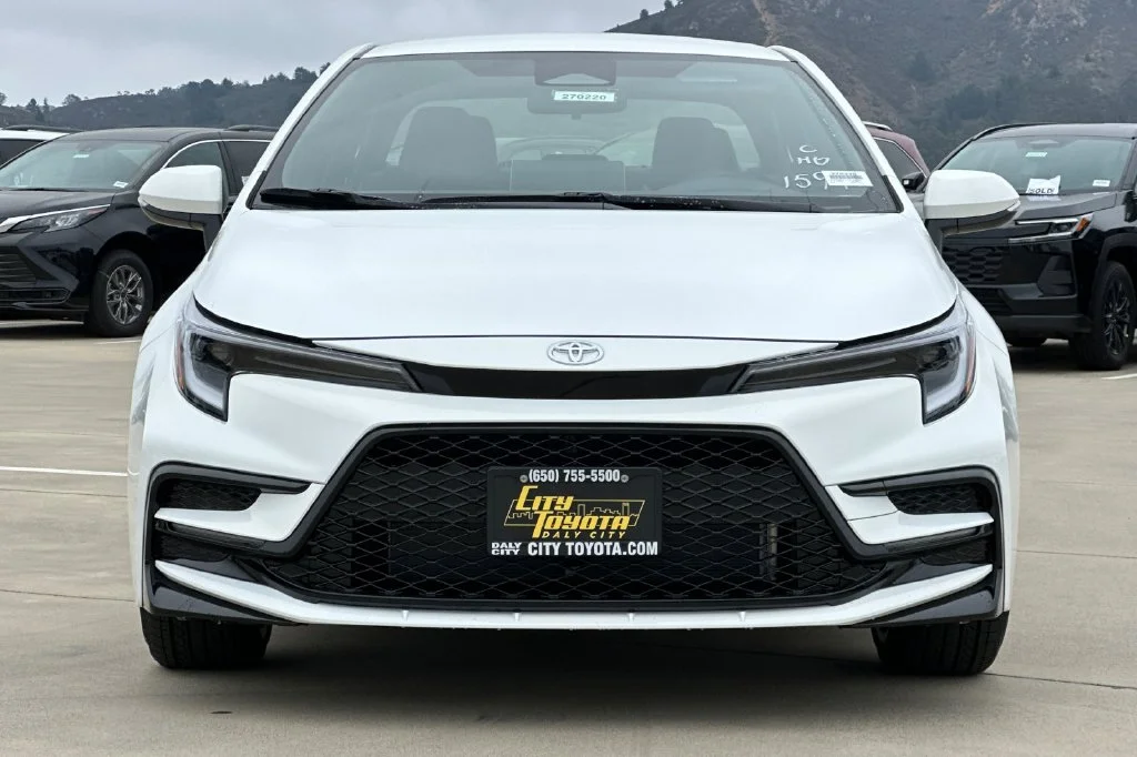 New 2027 Ice Cap Toyota  SE image 9