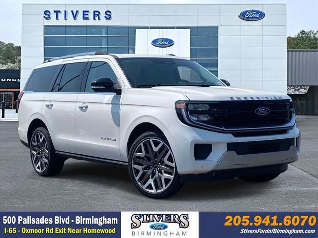 New 2026 Star White Metallic Tri-Coat Ford Platinum image 1