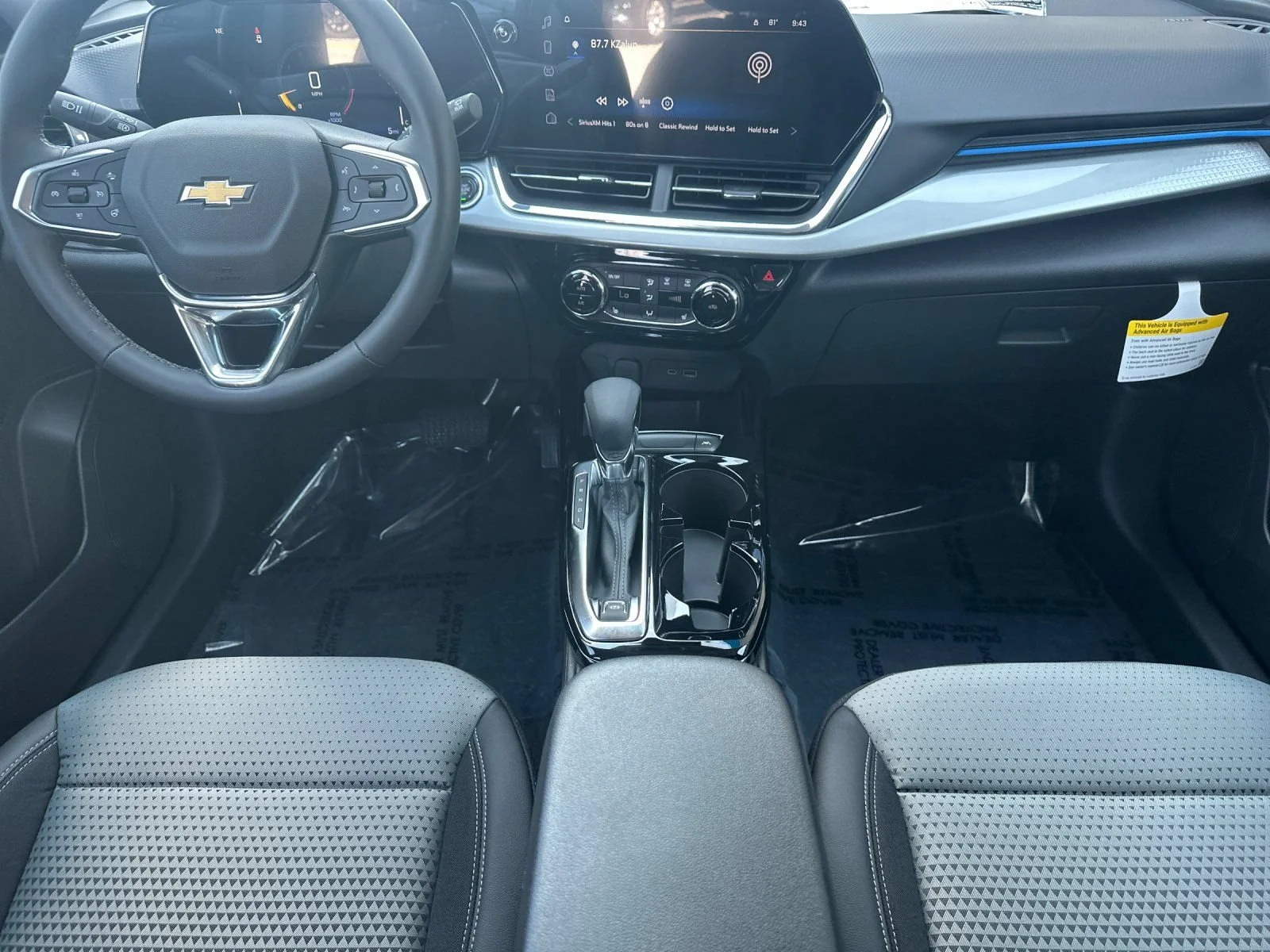2026 Chevrolet Trax LT - Photo 13