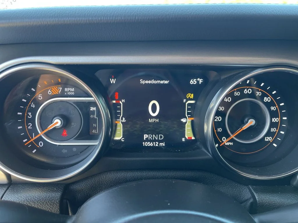Used 2021 Red Jeep Unlimited Sahara image 19