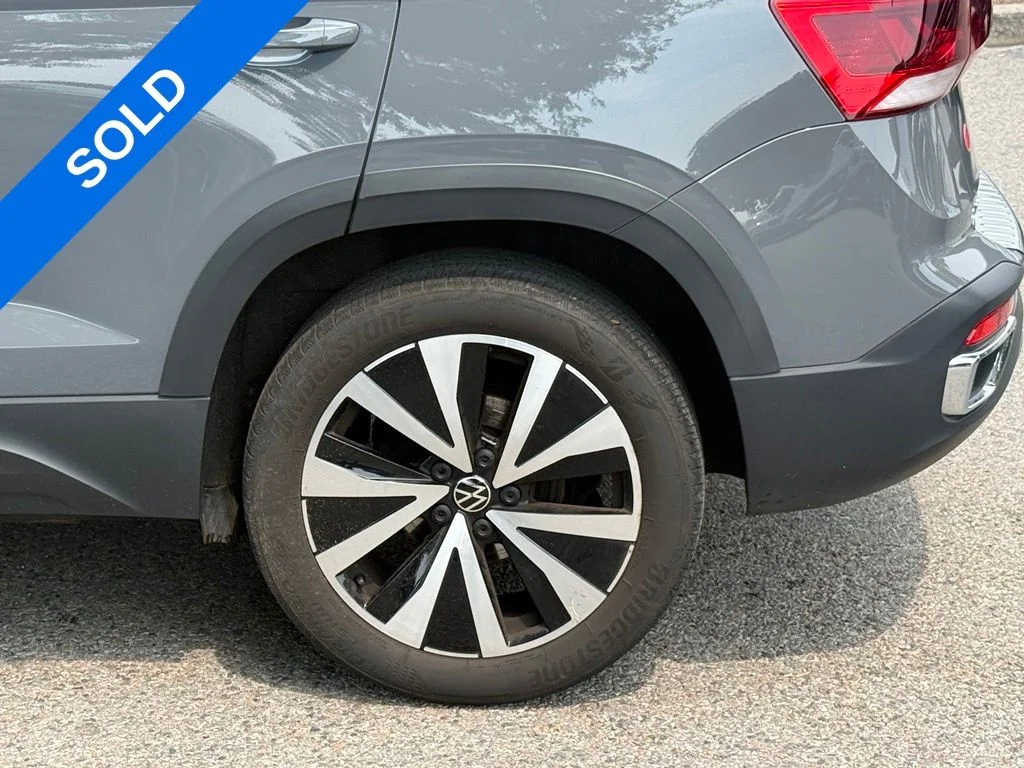 Used 2022 Gray Volkswagen 1.5T SE image 7
