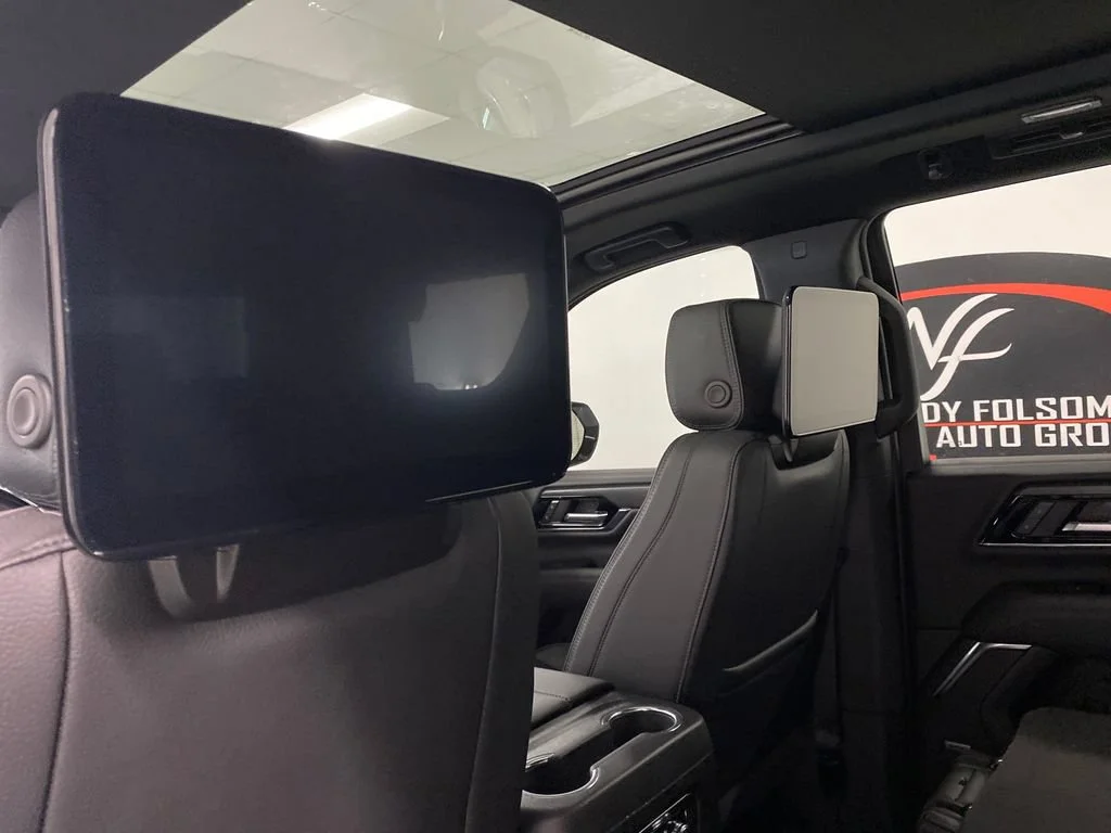 Used 2026 Glacier White Tricoat GMC Denali image 23