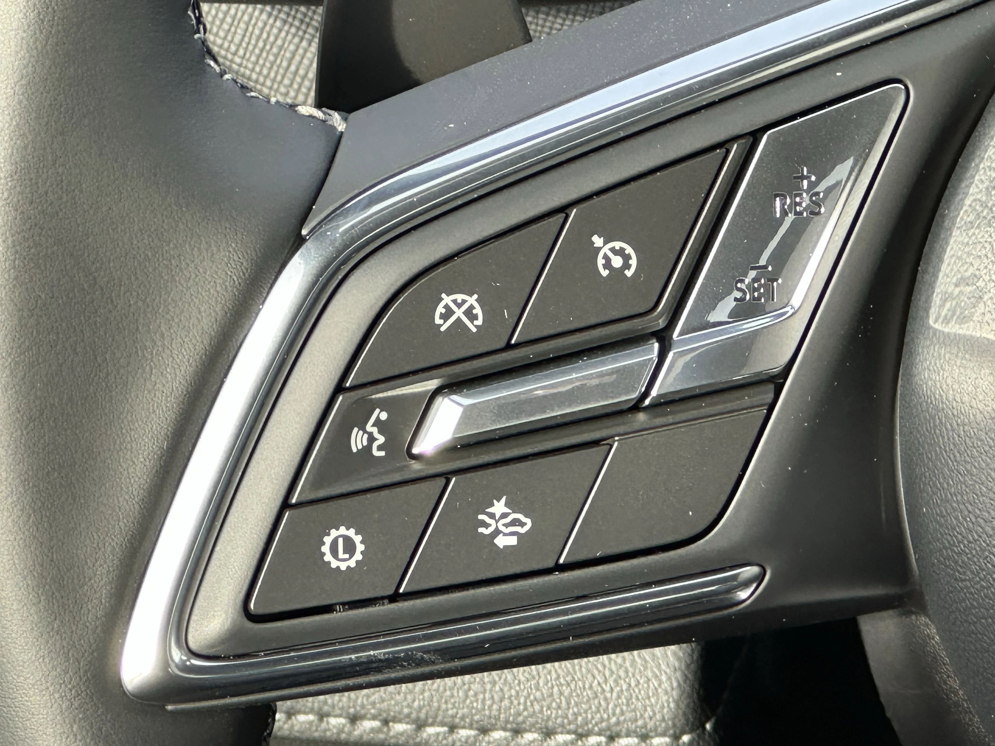 New 2026 Ebony Twilight Metallic Buick Sport Touring image 12