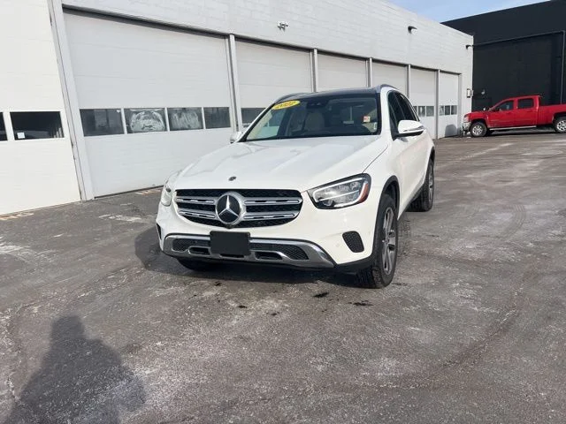 Used 2022 White Mercedes-Benz GLC 300 image 21