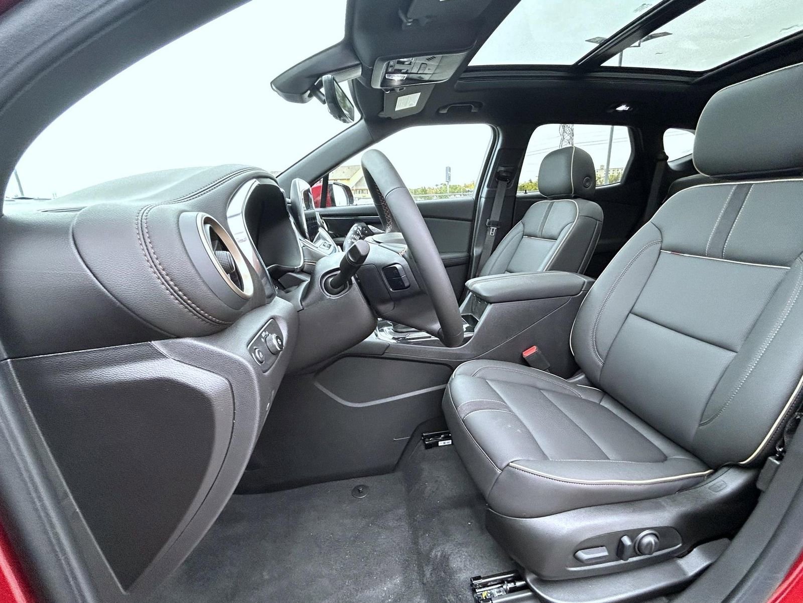 2025 Chevrolet Blazer Premier - Photo 10