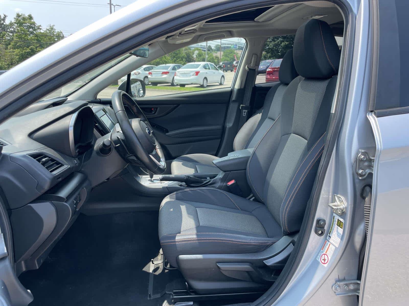 Used 2019 Ice Silver Metallic Subaru Premium image 17