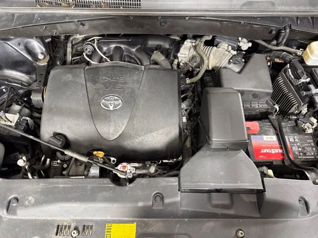 Used 2019 Black Toyota Limited Platinum image 9