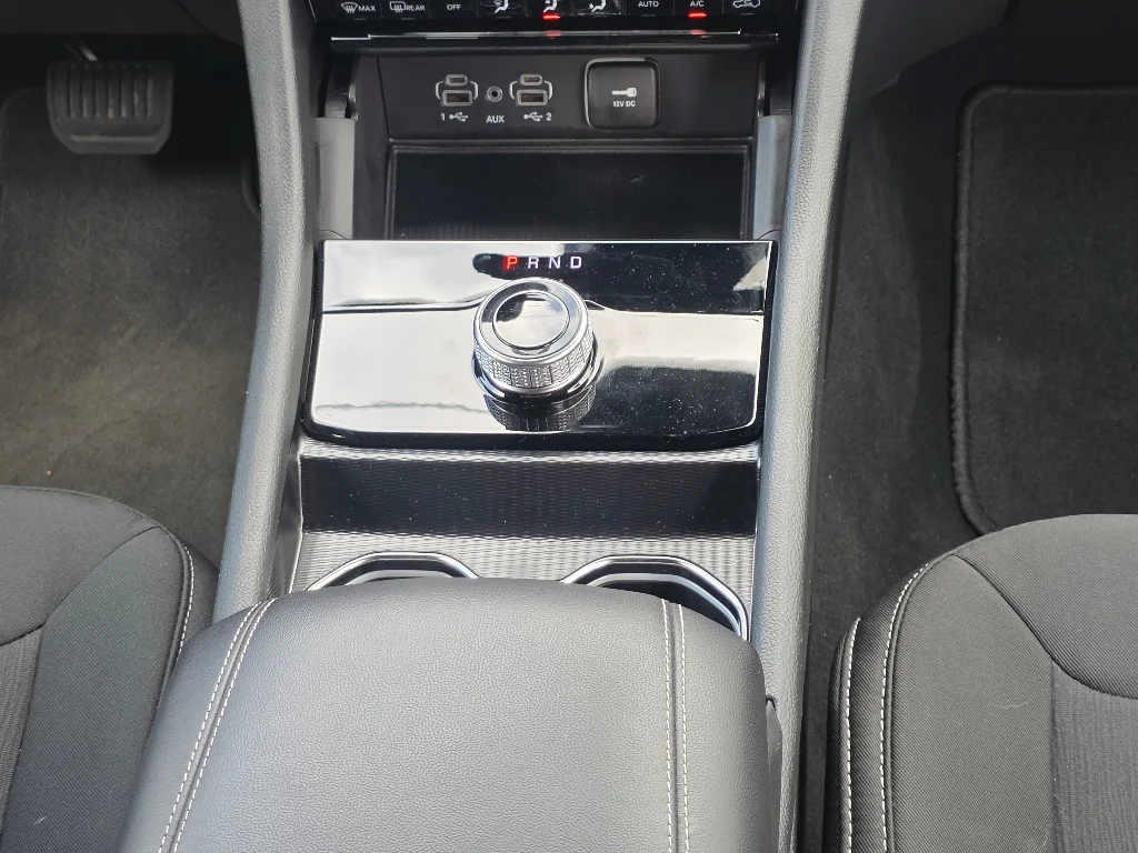 Used 2026 Baltic Grey Metallic Clear Coat Jeep Laredo image 26