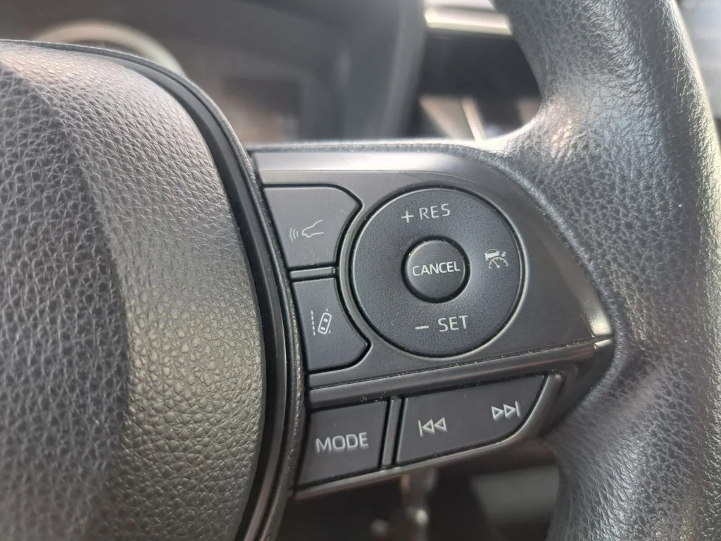 Used 2022 Red Toyota LE image 13