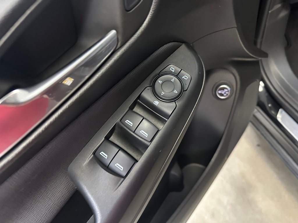 Certified Used 2024 Ebony Twilight Metallic Buick Avenir image 9