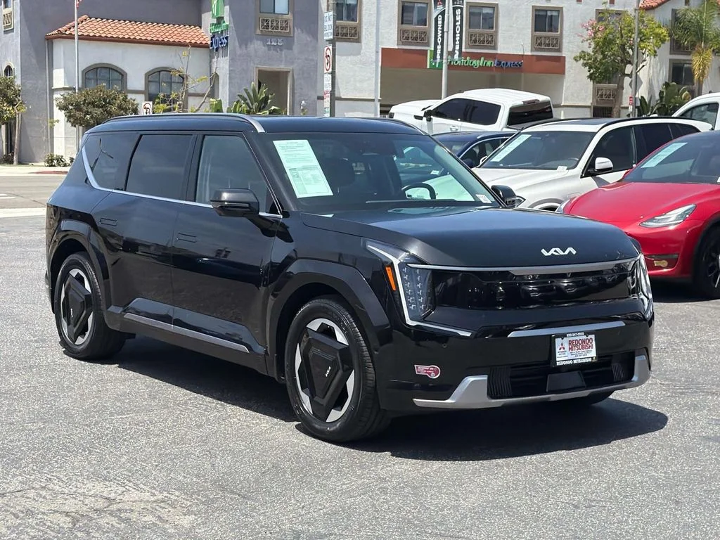 Used 2024 Kia EV9 Land with VIN KNDADFS51R6029408 for sale in Redondo Beach, CA