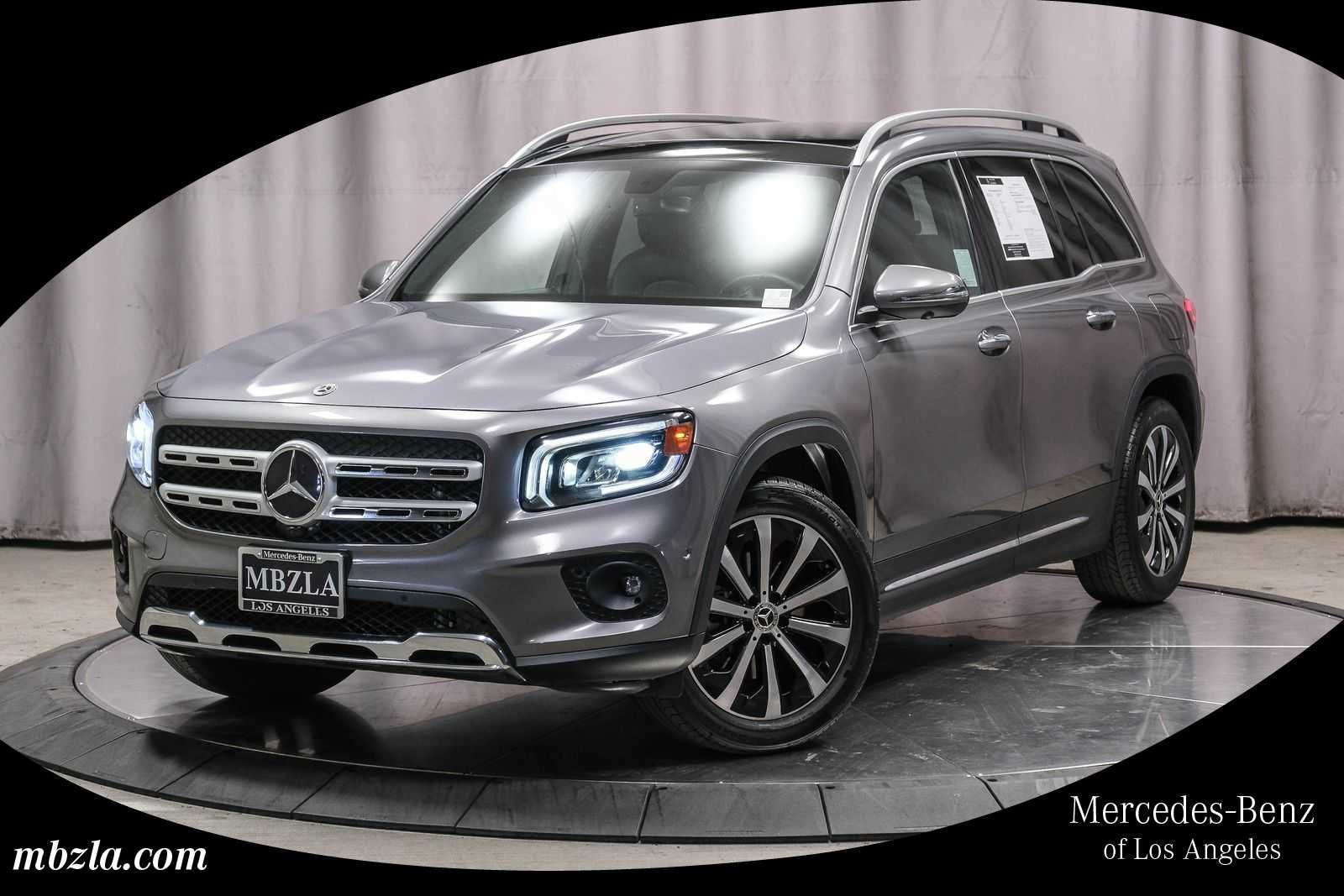 2023 Mercedes-Benz GLB GLB 250's photo