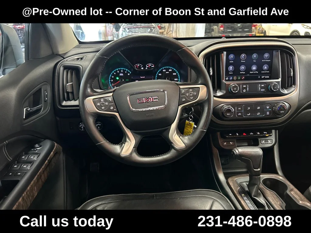 Used 2021 White GMC Denali image 17