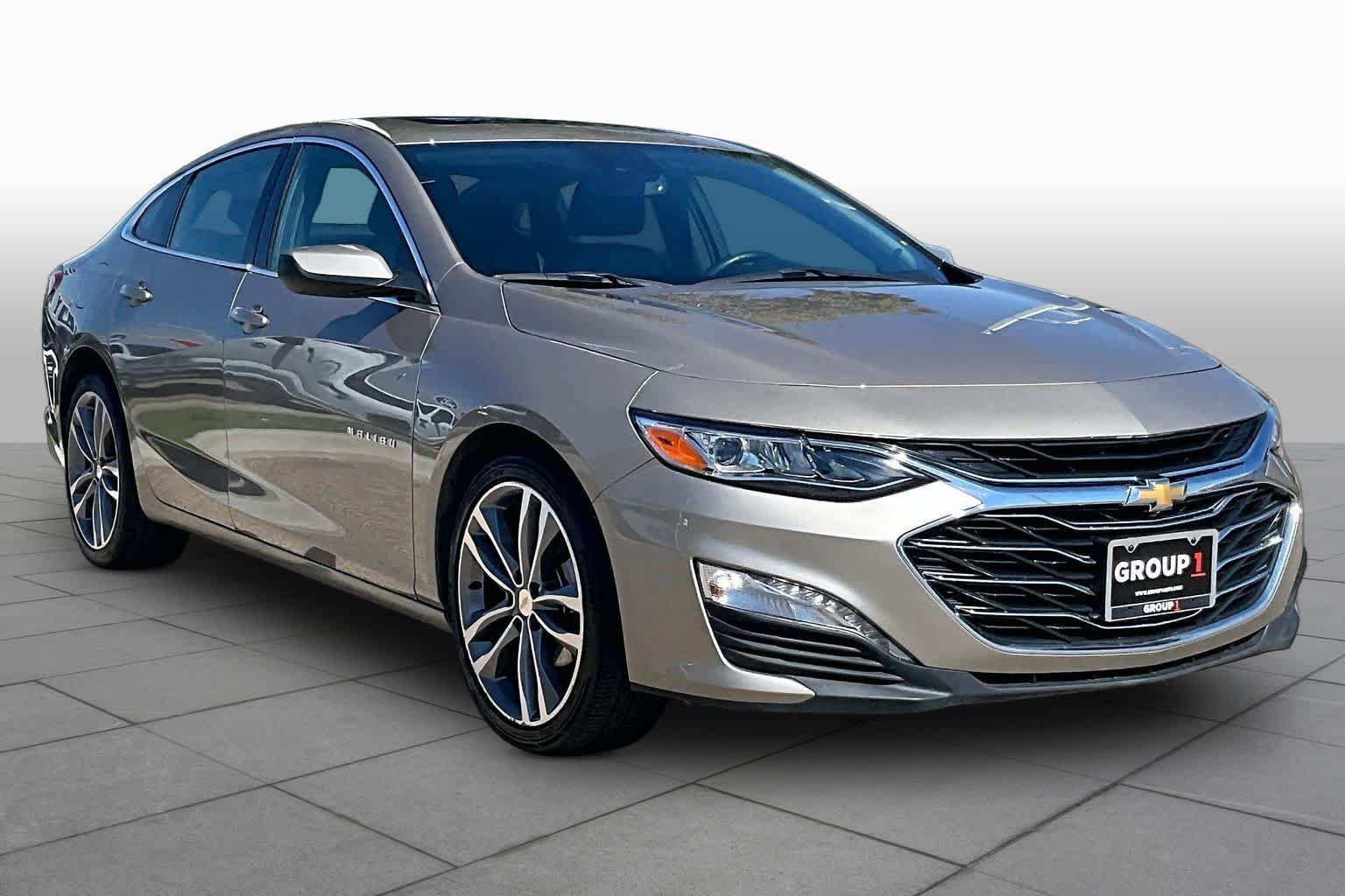 Used 2024 Mineral Gray Metallic Chevrolet LT image 3