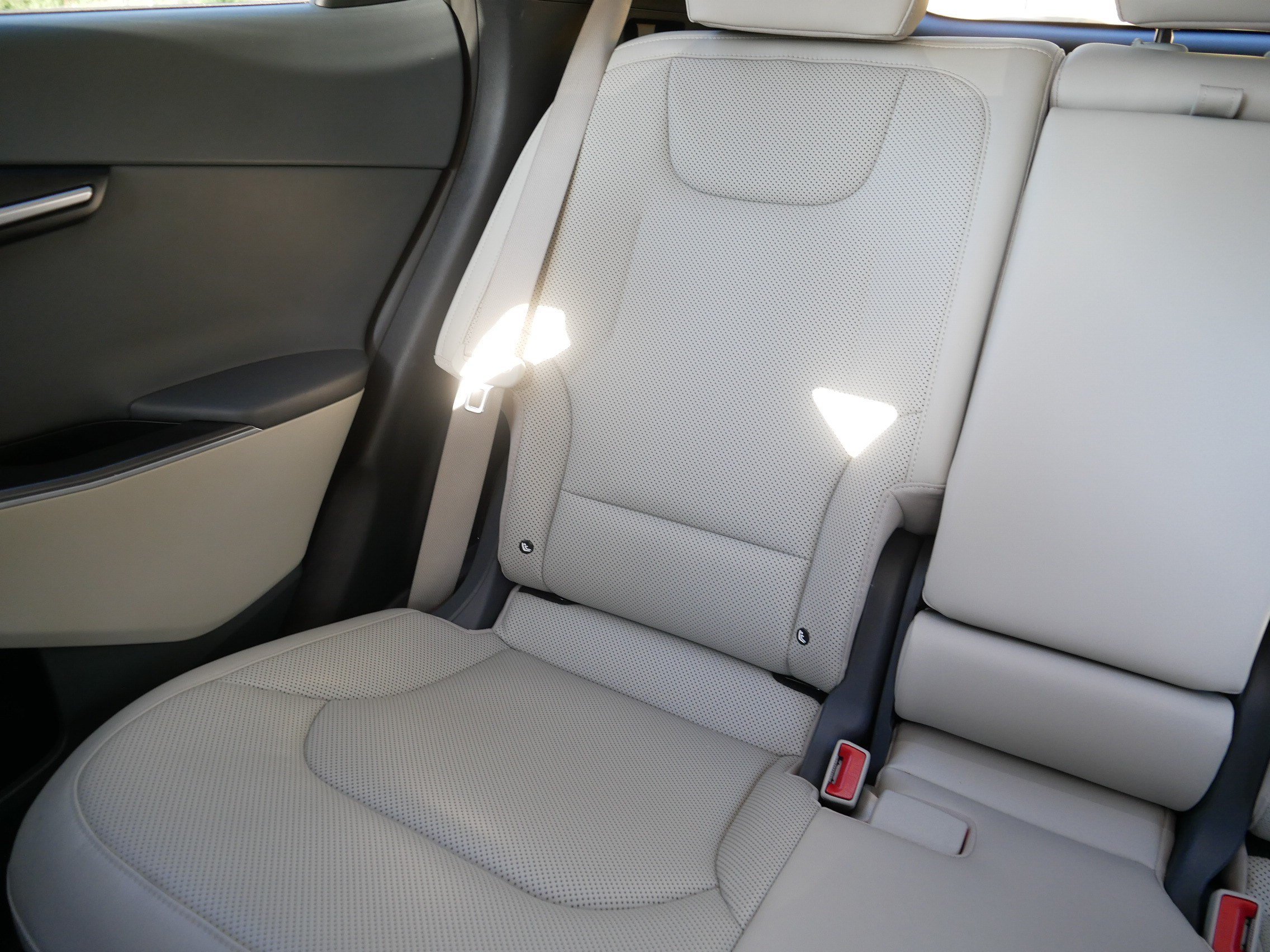 Certified Used 2023 Glacier Kia Wind image 12