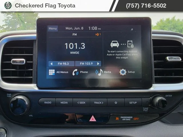 Used 2024 Green Apple Hyundai SEL image 16