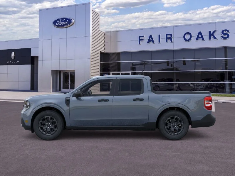 New 2026 Azure Gray Metallic Tri-Coat Ford XLT image 3