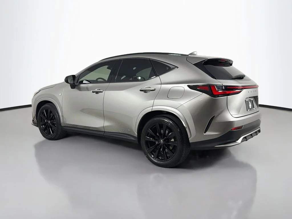 Used 2022 Silver Lexus 350 F SPORT Handling image 7