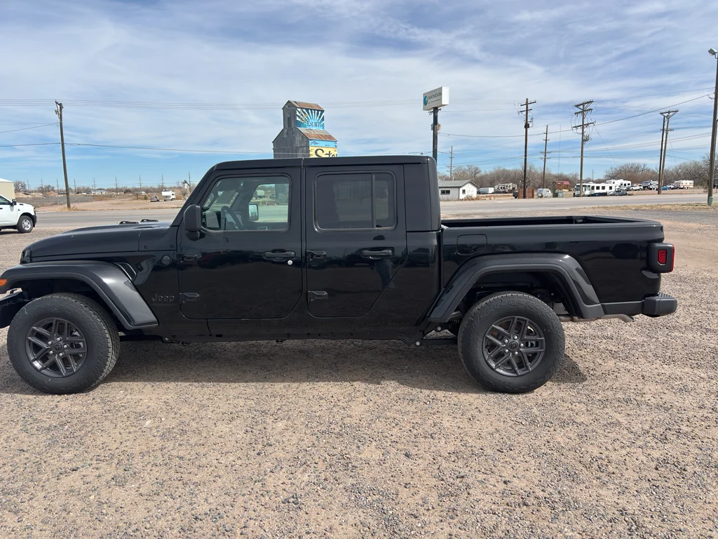 New 2026 Black Clear-Coat Exterior Paint Jeep Sport S image 7