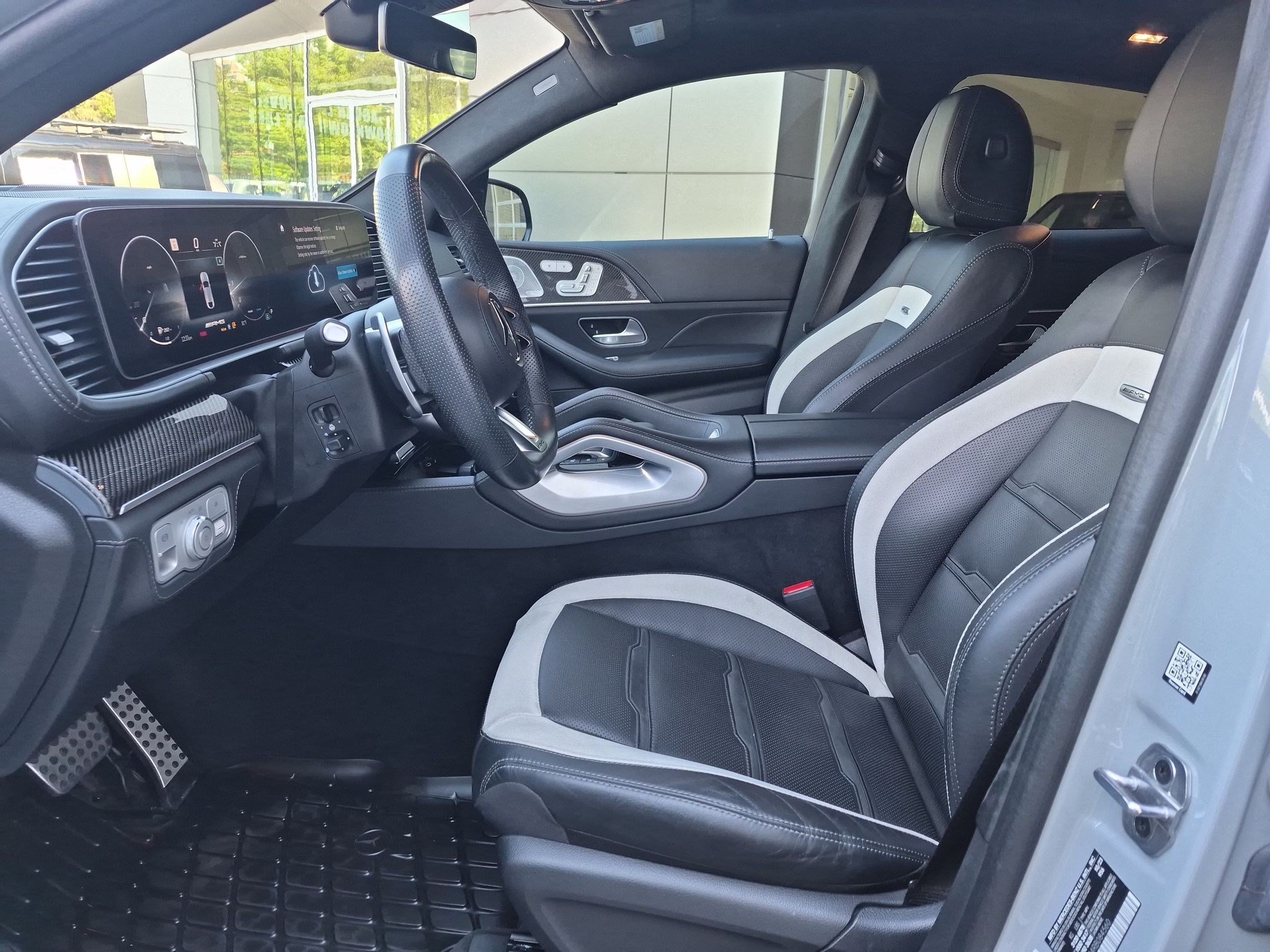 Used 2024 MANUFAKTUR Alpine Gray Mercedes-Benz AMG® GLE 63 S image 15