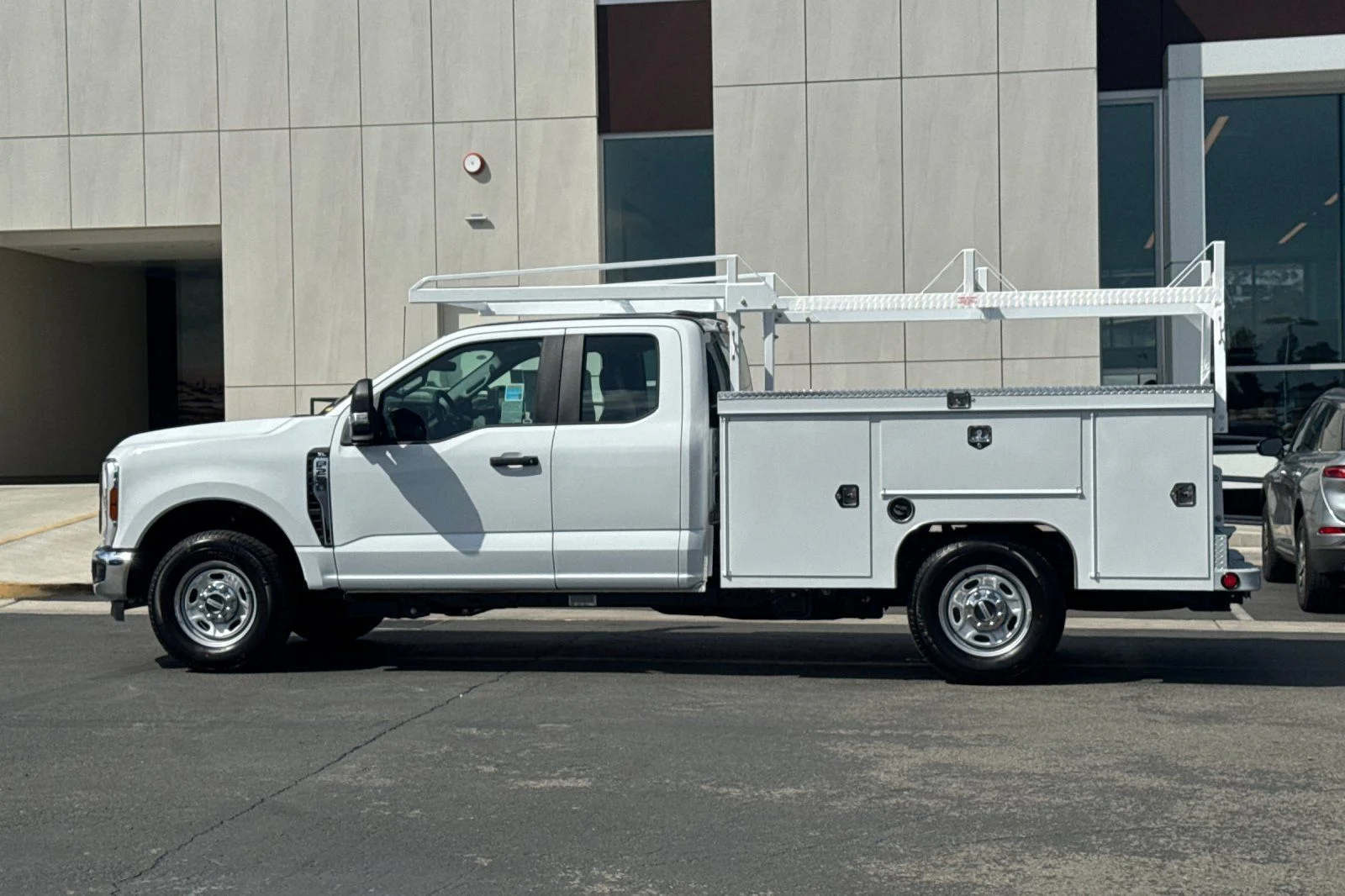 New 2026 Oxford White Ford F-250® XL image 6