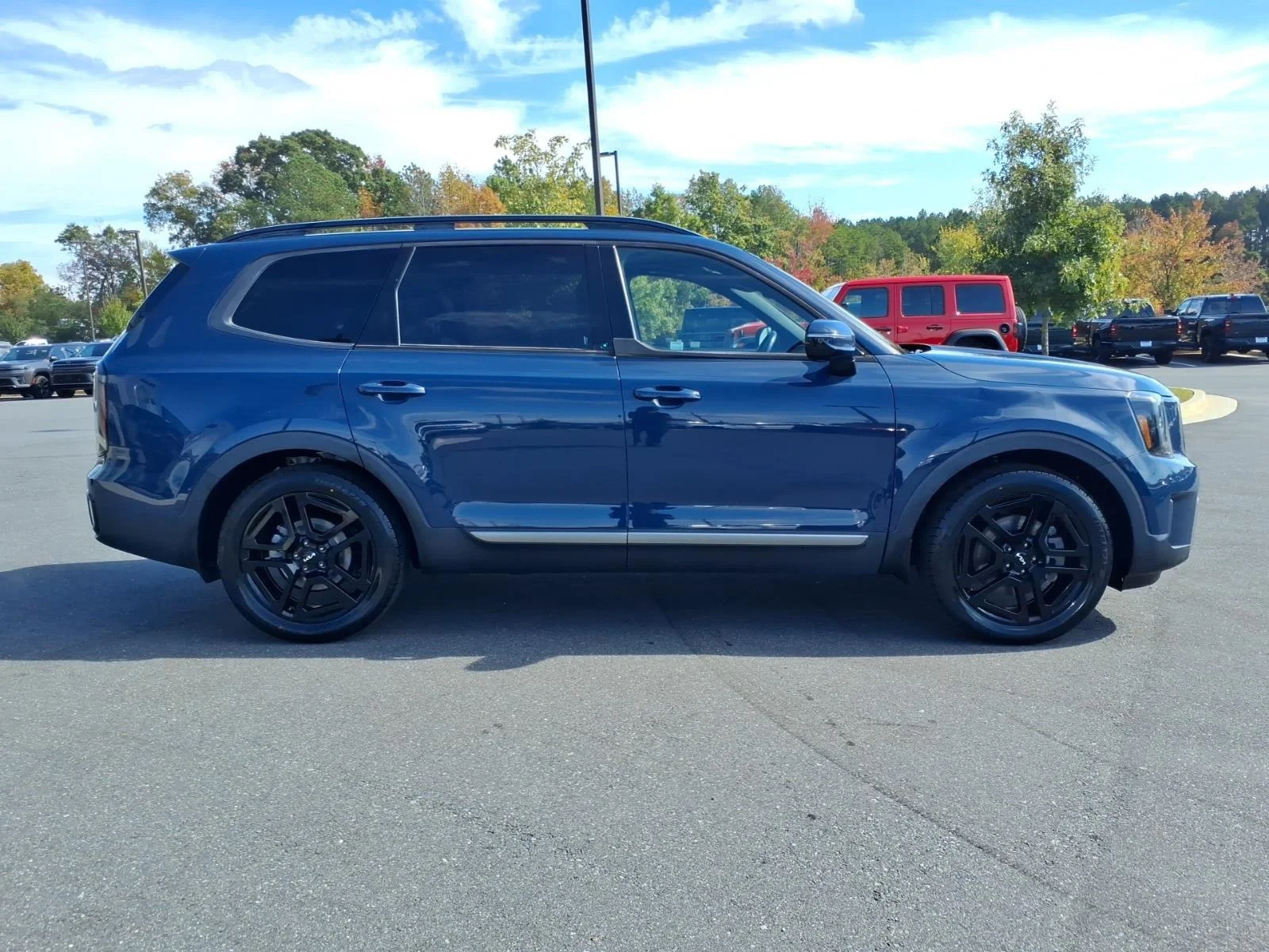 Used 2023 Midnight Lake Blue Kia SX X-Line image 12