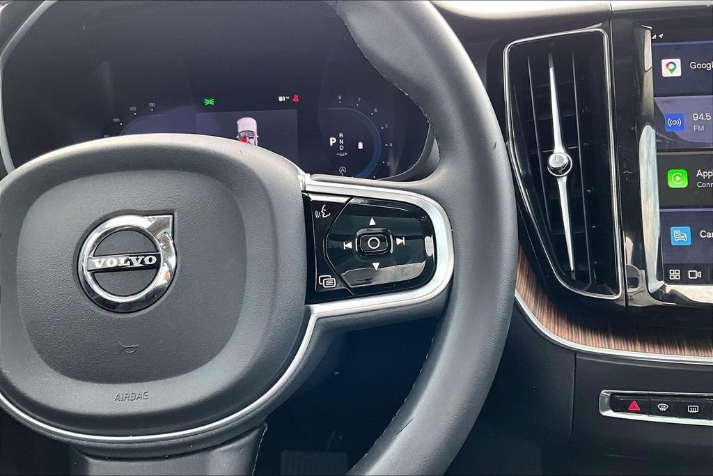 2023 Volvo XC60 Plus - Photo 19