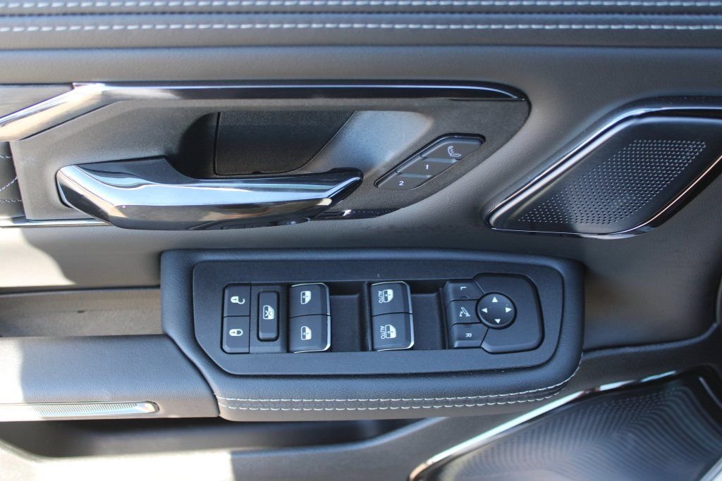 2026 RAM 1500 Limited - Photo 10