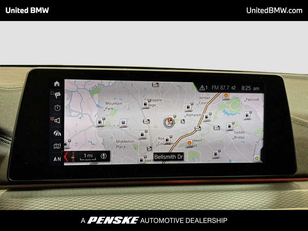 Used 2017 Alpine White BMW 540i image 10
