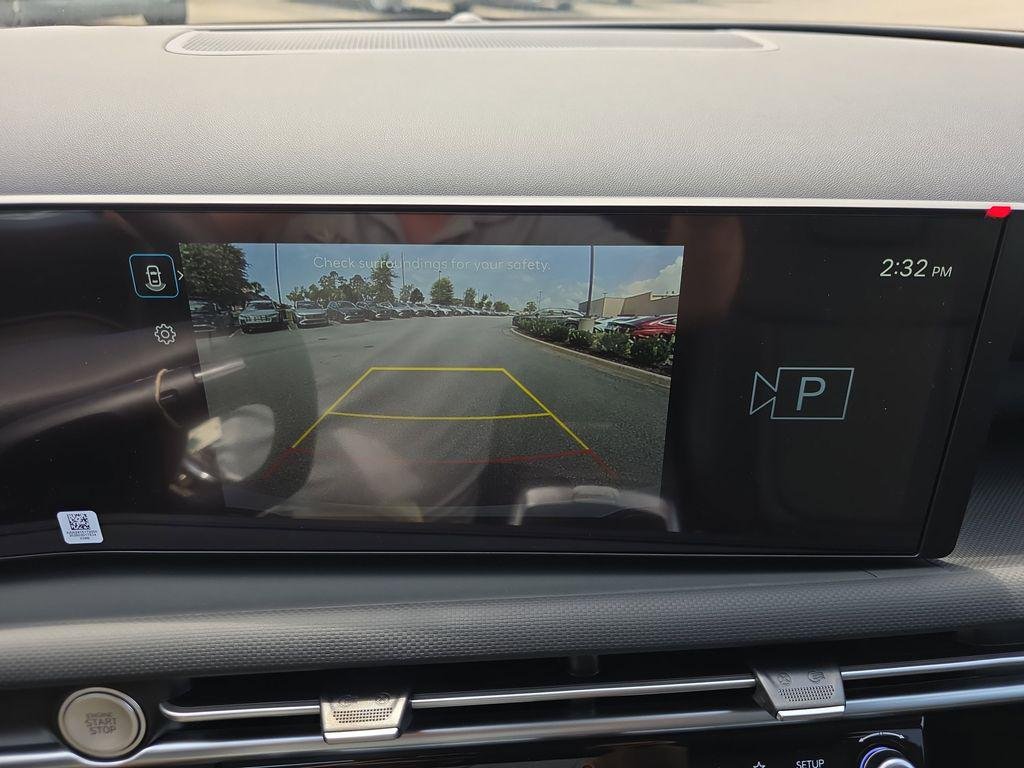 New 2026 White Pearl Hyundai SEL FWD image 23