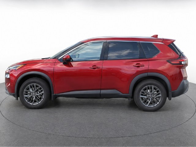 Used 2021 Red Nissan SV image 6