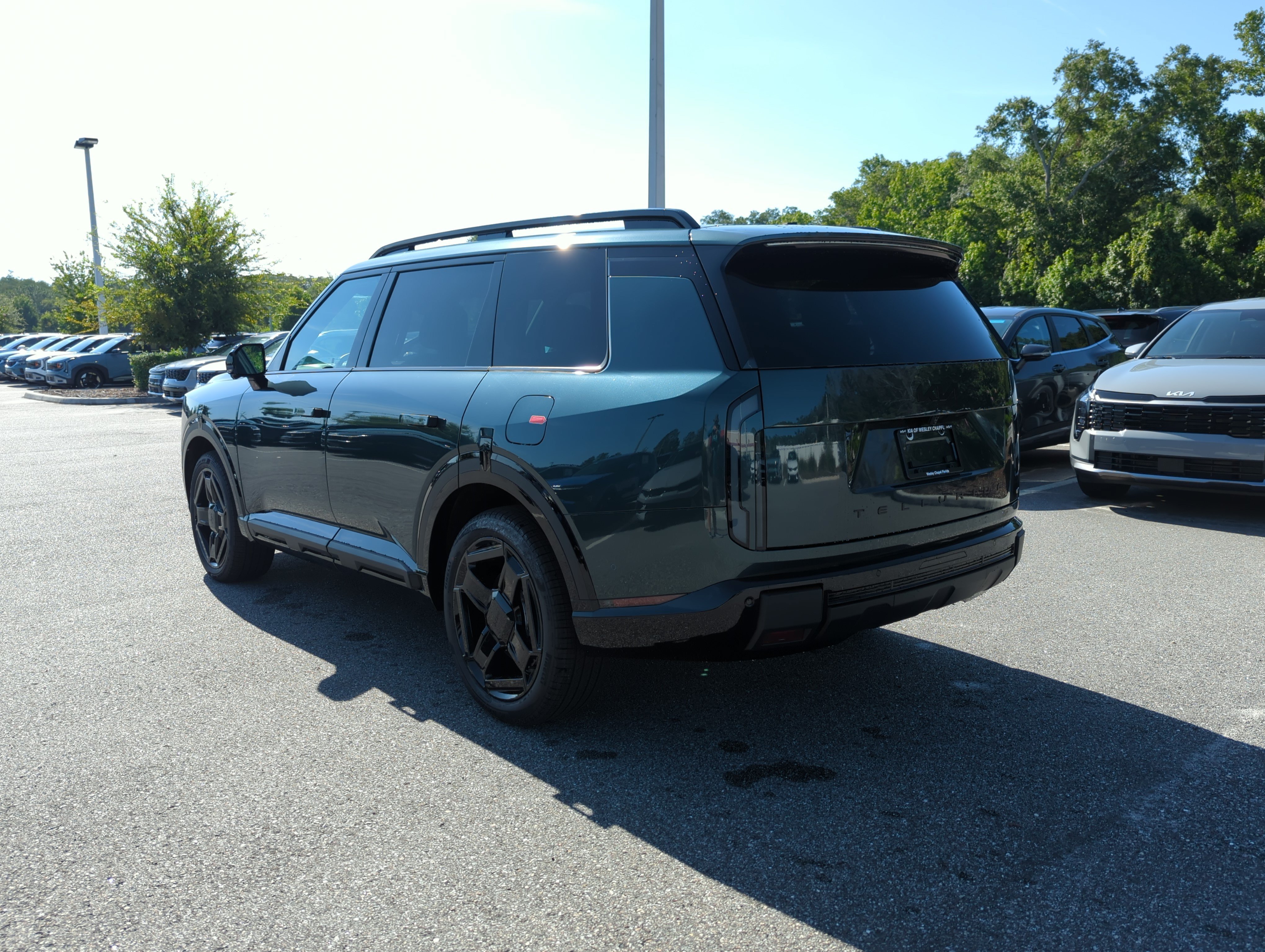 New 2027 Black Jade Green Kia X-Line SX image 6