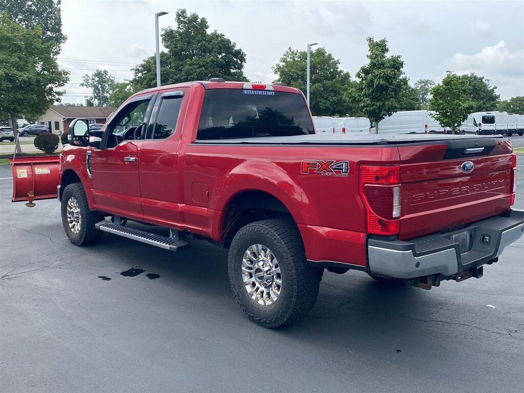 Used 2020 Rapid Red Metallic Tinted Clearcoat Ford XLT image 11