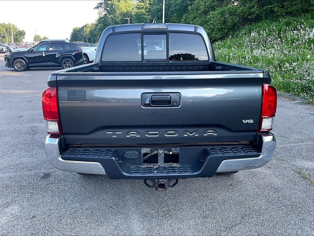 Used 2016 Gray Toyota TRD Off-Road image 10