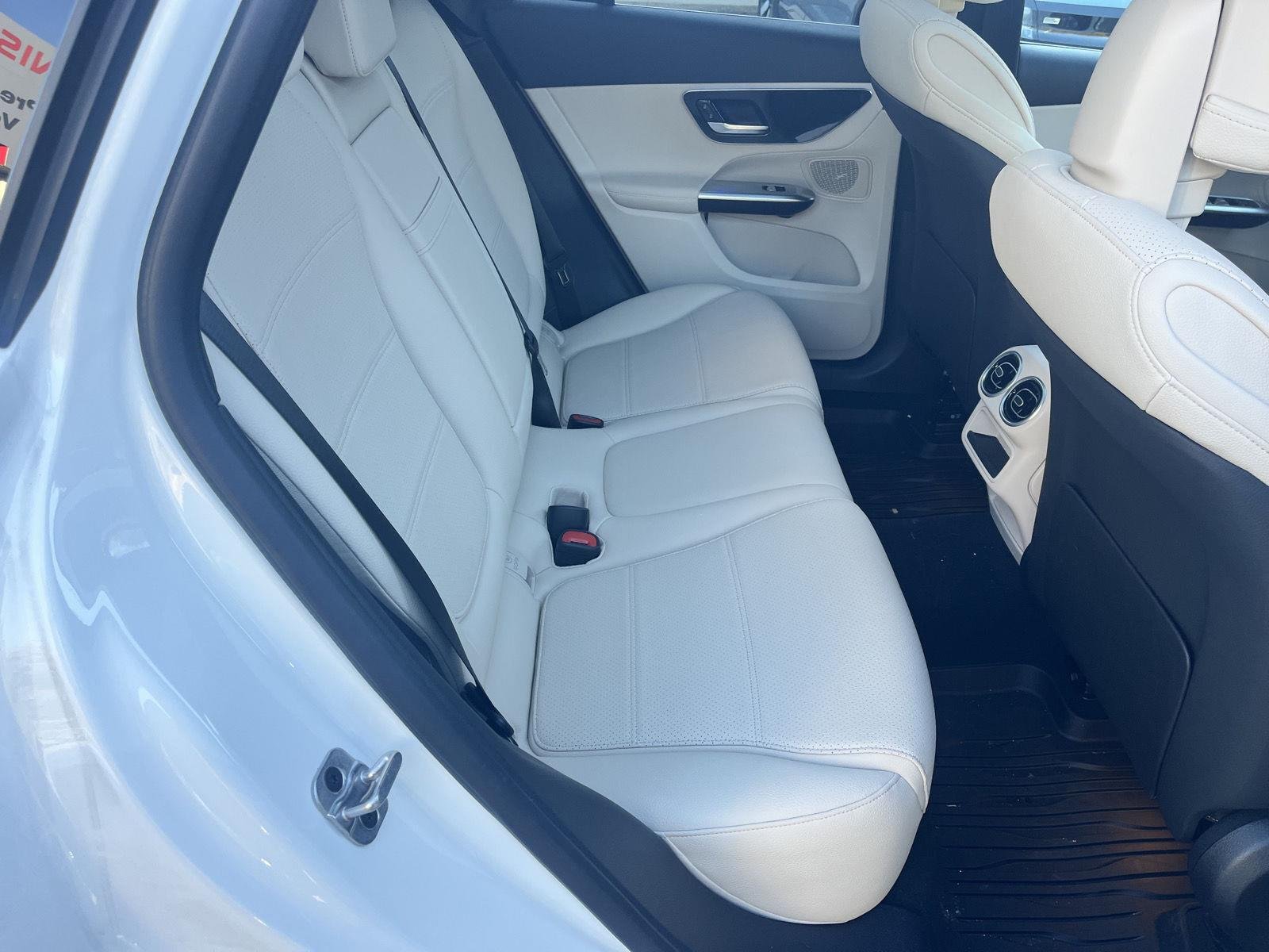 Used 2026 Polar White Mercedes GLC 300 image 14