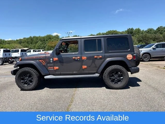 Used 2018 Gray Jeep Sahara 4x4 image 5