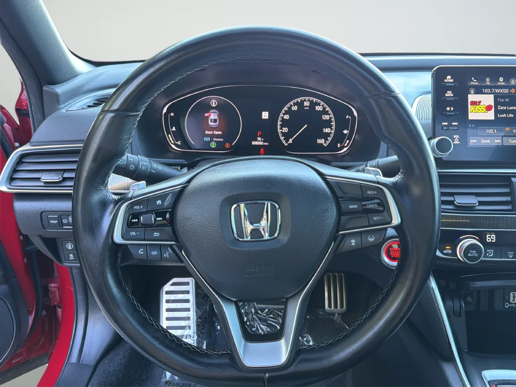 Used 2020  Honda Sport 2.0T image 36