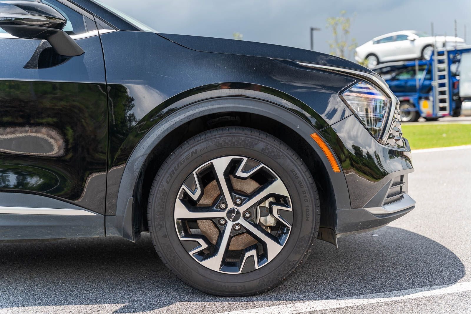 Used 2025 Black Kia EX image 9
