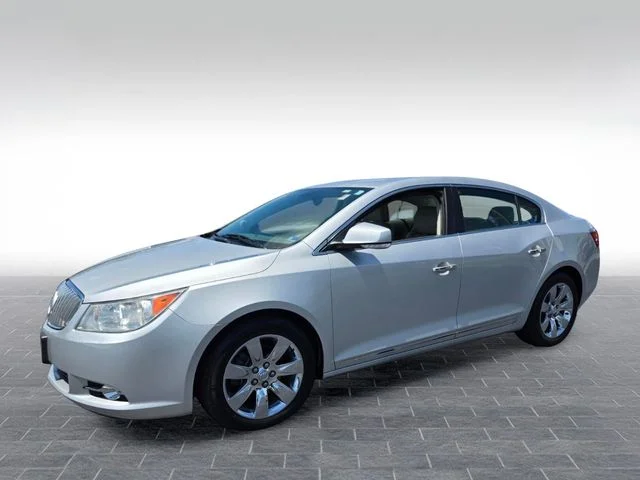 Used 2011 Silver Buick CXL image 3